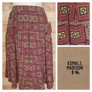 LuLaroe Madison Extra Small skirt SPRING